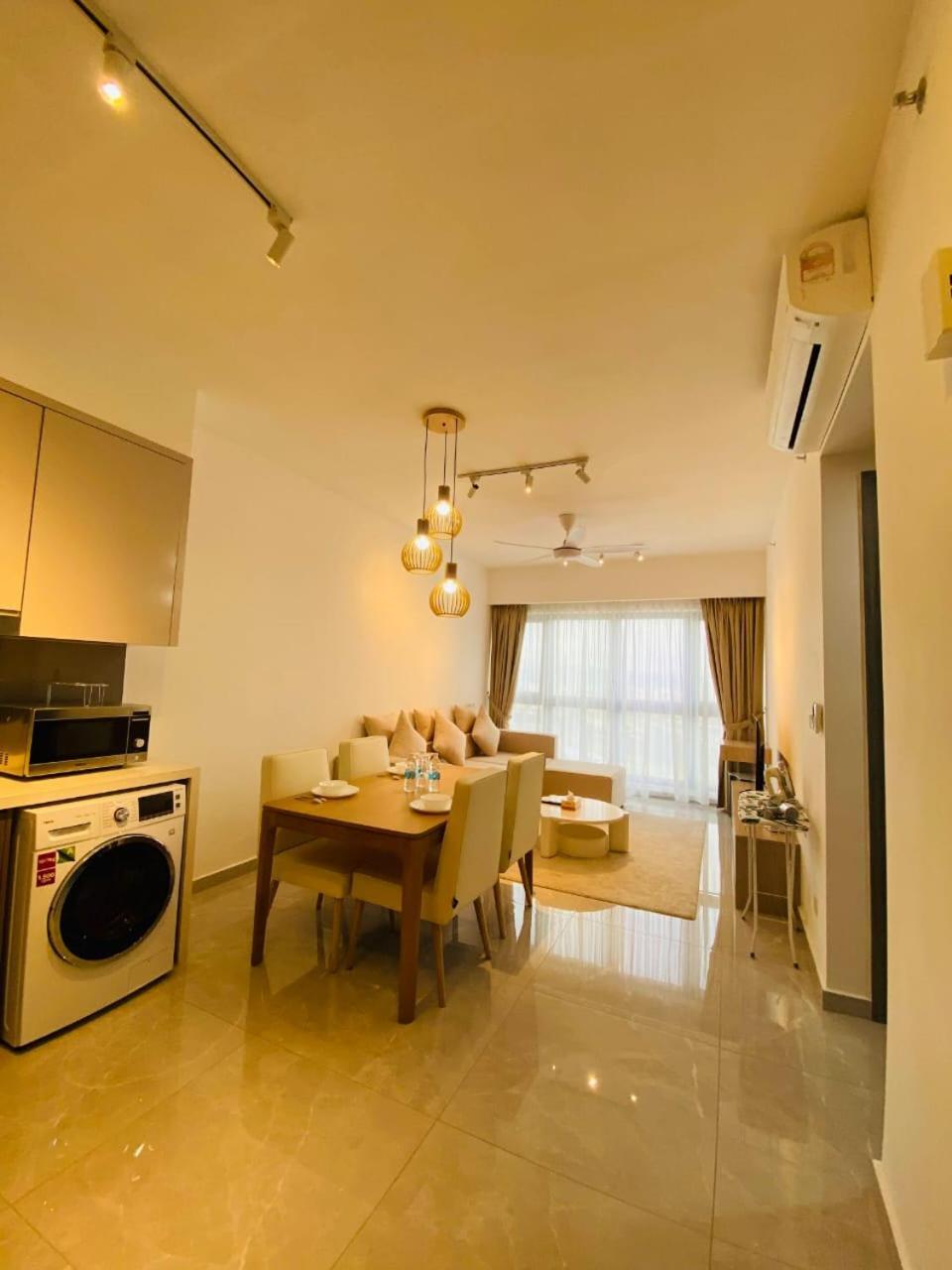 Apartment Agile Royal Trx By Kl