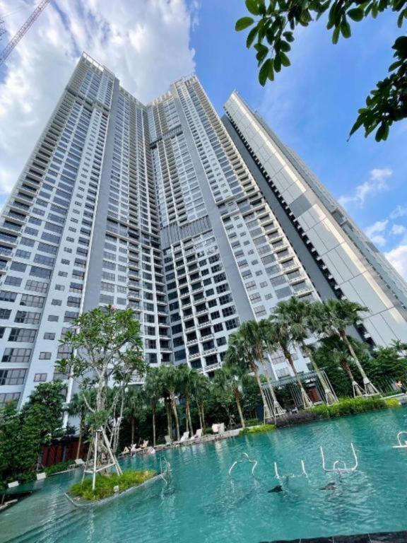 Agile Royal Trx By Kl Pangsapuri Kuala Lumpur